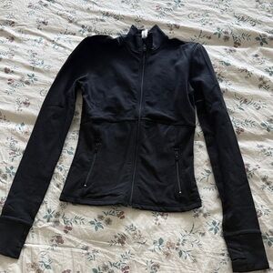 Aritzia TNA XXS Women's Black Jacket